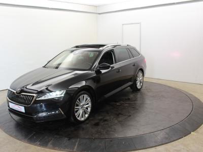 Financial Leas Škoda Superb Combi 1.4 TSI iV Business Edition Plus Cam Pano Trekh Virtual Elk Stoelen + Aklep Canton