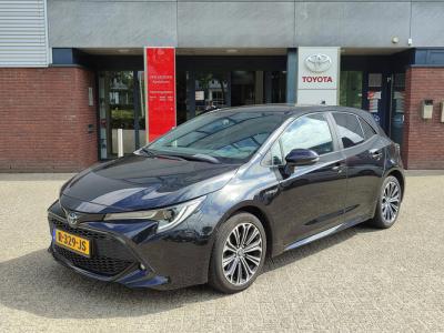 Financial Leas Toyota Corolla 2.0 Hybrid STYLE
