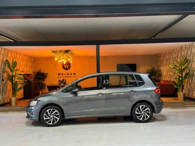 Financial Leas Volkswagen Golf Sportsvan 1.0 TSI Highline Garantie CarPlay Camera Adoptieve Cruise Front Ass Lane PDC Clima Navi Led Rijklaar