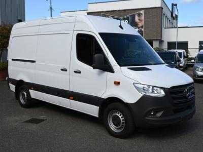 Financial Leas Mercedes-Benz Sprinter 319 CDI 3.0 V6 L2H2