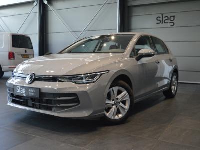 Financial Lease Volkswagen Golf 1.5 TSI LIFE app connect clima cruise led pdc 16 inch !!