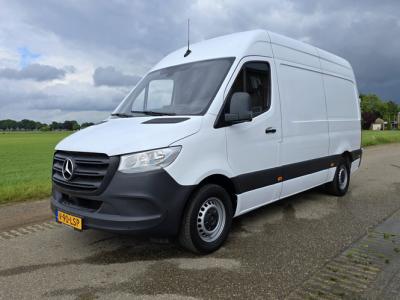 Financial Leas Mercedes-Benz Sprinter 315 1.9 CDI L2 H2 RWD