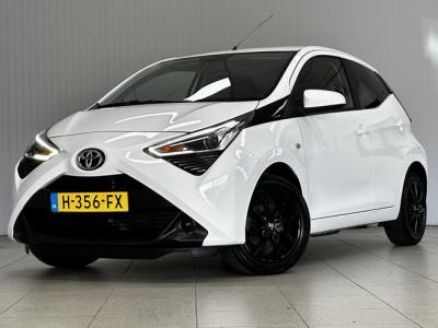 Financial Leas Toyota Aygo 1.0 VVT-i x-play limited