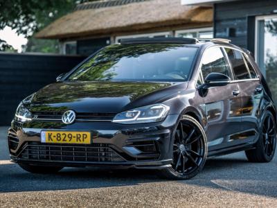 Financial Leas Volkswagen Golf 2.0 TSI 4Motion R Panoramadak I Adaptieve Cruise I Virtual Cockpit I Led I 19" I Camera I Dynaudio I Carplay