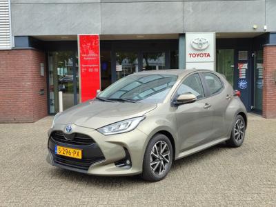 Financial Leas Toyota Yaris 1.5 HYBRID DYNAMIC