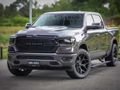 Financial Lease Dodge Ram 1500 Laramie Night 5