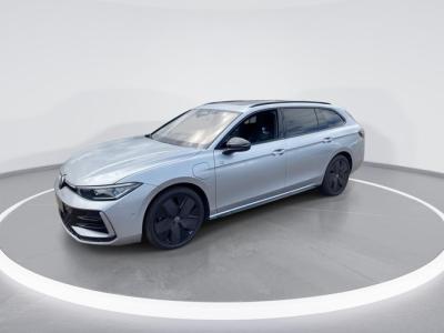 Financial Leas Volkswagen Passat Variant 1.5eHybrid 200kW