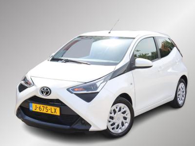 Financial Lease Toyota Aygo 1.0 VVT-i x-play Automaat