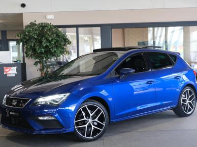 Financial Leas SEAT Leon 1.8 TSI FR DSG 180 PK Pano Navi Led Leder Cruise Pdc