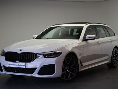 Financial Lease BMW 5 Serie Touring 530e High Executive M Sport Automaat