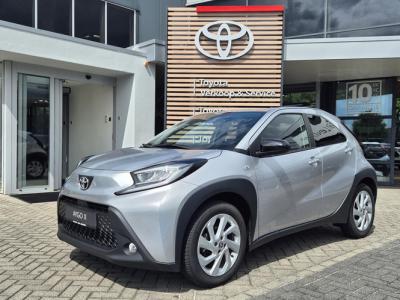 Financial Leas Toyota Aygo X 1.0 VVT-i MT Play
