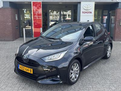 Financial Leas Toyota Yaris 1.5 Hybrid DYNAMIC