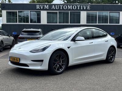 Financial Leas Tesla Model 3 Standard RWD Plus 60 kWh