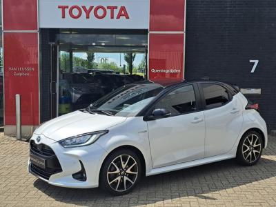 Financial Leas Toyota Yaris 1.5 Hybrid Executive