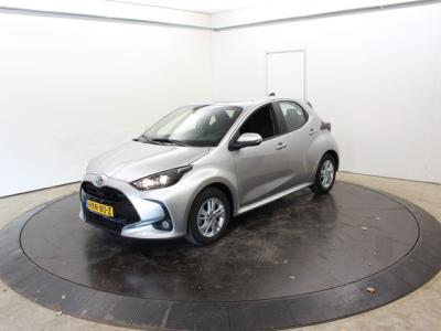Financial Leas Toyota Yaris 1.5 Hyb Nieuw Rijklaar Camera PDC v+a Stoel