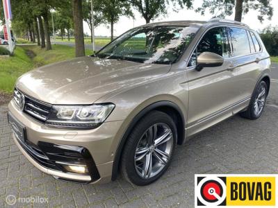 Financial Leas Volkswagen Tiguan 1.4 TSI DSG I R LINE I Trekhaak I COCKPIT I