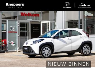Financial Leas Toyota Aygo X 1.0 VVT-i MT Play