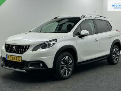 Financial Leas Peugeot 2008 1.2 PureTech Blue Lease Executive NAVI ECC LM CARPLAY.
