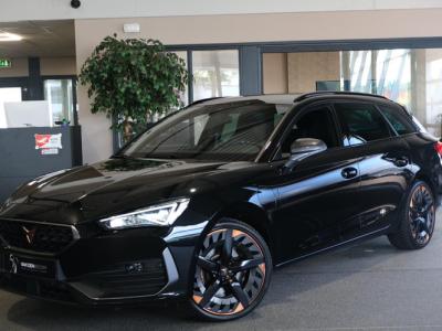 Financial Lease CUPRA Leon Sportstourer 1.4 e-Hybrid VZ Copper Edition 245PK Navi Virtual ACC CAM trek Sfeerverlichting