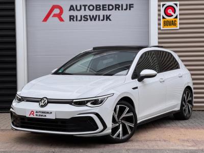 Financial Lease Volkswagen Golf 1.5 eTSI R-Line Pano