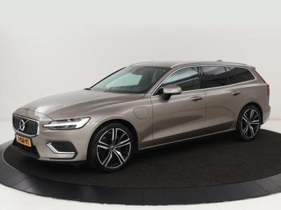 Financial Leas Volvo V60 2.0 T6 Recharge AWD Business Pro