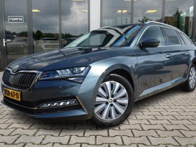 Financial Leas Škoda Superb Combi 1.4 TSI iV Business Edition Plus