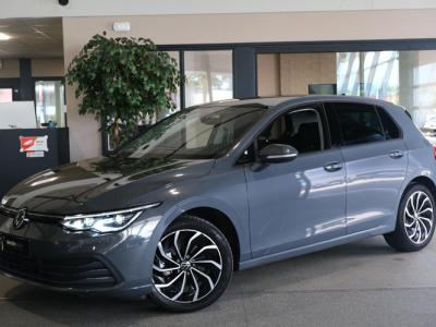 Financial Lease Volkswagen Golf 1.5 eTSI Style 150pk Navi ACC PDC Cam Sfeerverlichting