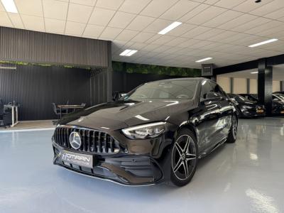 Financial Lease Mercedes-Benz C-Klasse 200 4M. AMG Line Lane Front Sfeer