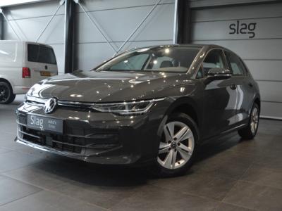 Financial Leas Volkswagen Golf 1.5 TSI Life app connect clima cruise led pdc 16 inch !!