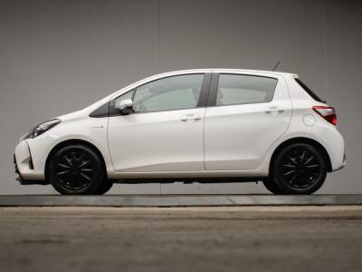 Financial Lease Toyota Yaris 1.5 Hybrid Active