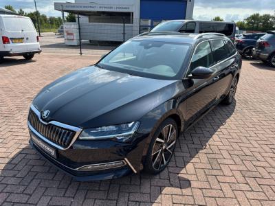 Financial Leas Škoda Superb 1.4 TSI iV Business Edition Plus
