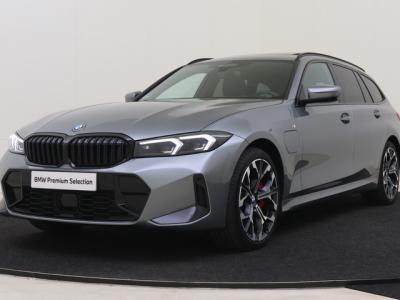 Financial Lease BMW 3 Serie Touring 330e xDrive High Executive M Sport Automaat