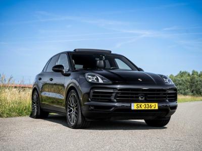 Financial Lease Porsche Cayenne 3.0 V6 340PK Pano Stoelkoeling Bose ACC Sport Chrono Led Matrix 360 Camera Softclose Luchtvering