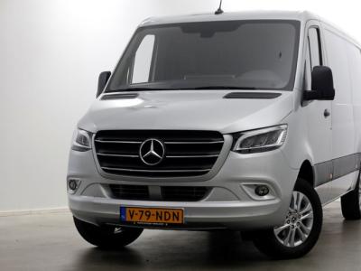 Financial Leas Mercedes-Benz Sprinter 319 CDI 190pk L2H1 RWD 9G-Automaat LED