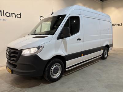Financial Leas Mercedes-Benz Sprinter 311 CDI L2H2