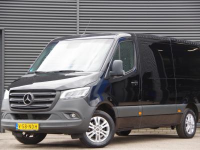 Financial Leas Mercedes-Benz Sprinter 319 3.0 CDI V6 L2H1 AUT. LED