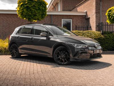 Financial Lease Volkswagen Golf 1.4 eHybrid 204 PK 1e Eig R-Line Pano Massage Adaptive 19''