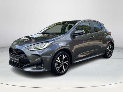 Financial Leas Toyota Yaris 1.5 Hybrid 115 First Edition