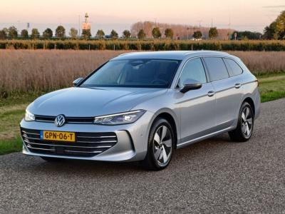 Financial Leas Volkswagen Passat Variant 1.5 eTSI Elegance