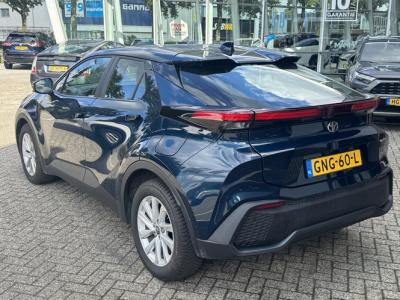 Toyota C-HR Hybrid 140