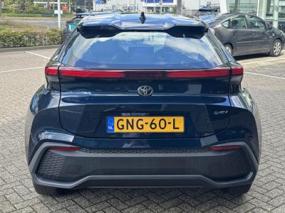 Toyota C-HR Hybrid 140
