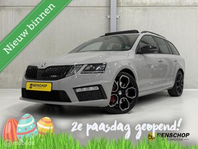 Financial Leas Škoda Octavia Combi 2.0 TSI VRS 245 Panodak Virtual Alcantara Navi Carplay Trekhaak