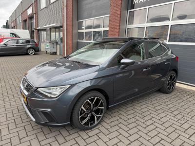 Financial Lease SEAT Ibiza 1.0 TSI LED Pano Camera Navi Carplay Stoelvw PDC