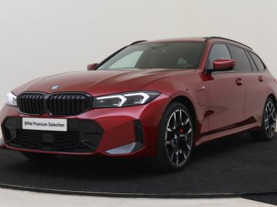 Financial Lease BMW 3 Serie Touring 330e High Executive M Sport Automaat