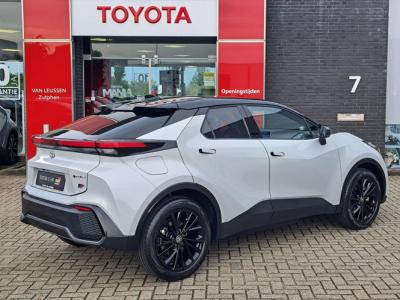 Toyota C-HR 2.0 Plug-in Hybrid 220 GR SPORT