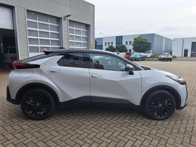 Toyota C-HR 2.0 Plug-in Hybrid 220 GR SPORT