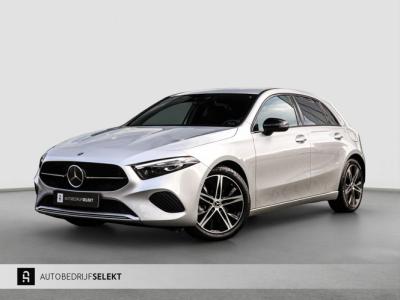 Financial Lease Mercedes-Benz A-Klasse 180 Luxury Line - MULTIBEAM LED - CAMERA - ACC - A180