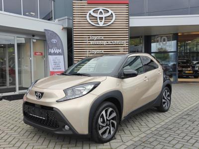 Financial Leas Toyota Aygo X PULSE AUTOMAAT