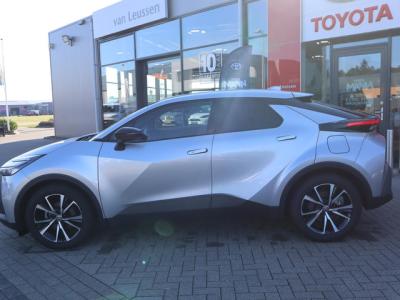 Toyota C-HR HYBRID 140 DYNAMIC