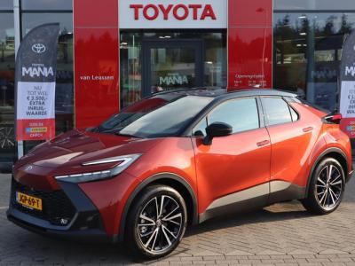 Financial Leas Toyota C-HR PLUG-IN HYBRID 220 EXECUTIVE